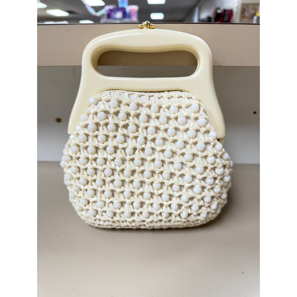 Vintage Made in Italy Beaded Raffia Handbag Cream Lucite Frame Kiss Lock Clutch